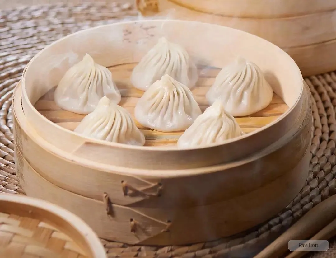 Shanghai Food Guide: Logistics, Timing & Local Eats reference image 3